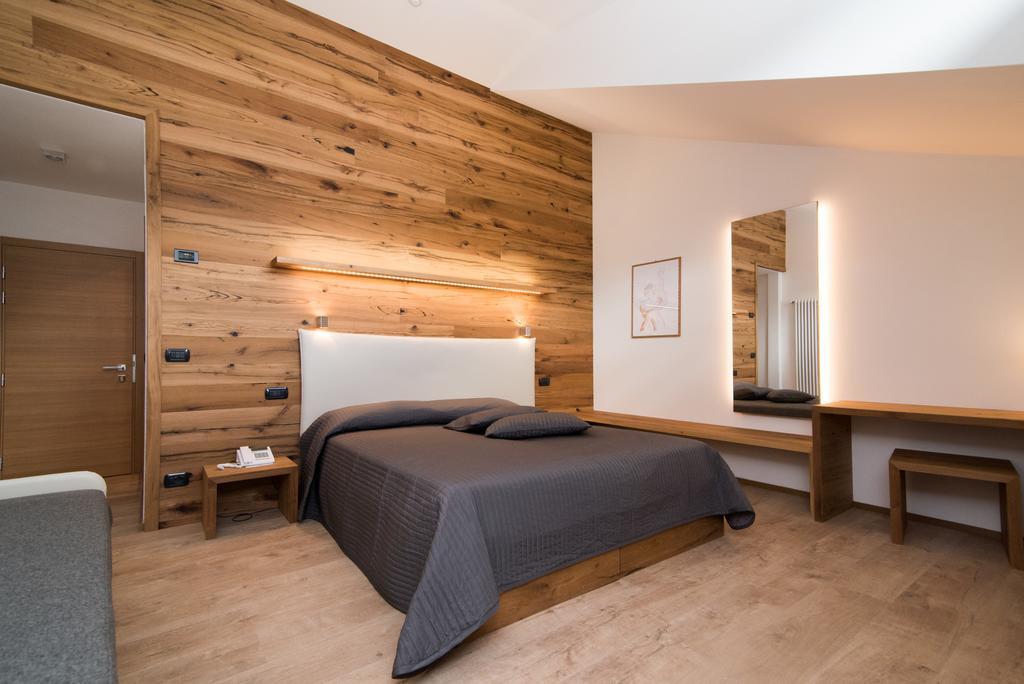 Hotel Ferrovia Calalzo di Cadore 외부 사진